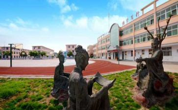 办学生卡的述职报告优秀7篇