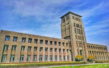 学年鉴定表的大二自我鉴定推荐5篇