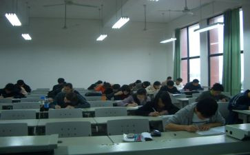 大学班级月计划7篇
