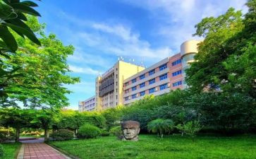 自我鉴定大专毕业600字7篇
