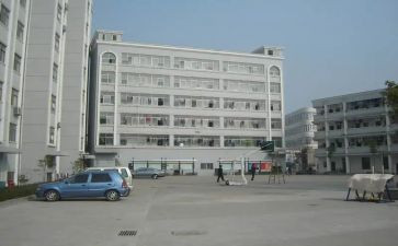 电大毕业生自我鉴定800字7篇