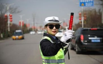交警个人年终工作总结7篇