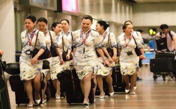 空乘面试自我介绍女6篇