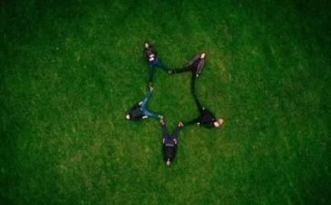 与朋友同行作文7篇