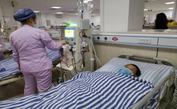 血透室护士的述职报告8篇