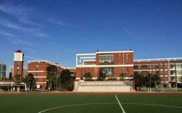 在本学校的自我鉴定7篇
