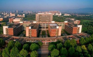 医学院校毕业生自我鉴定6篇