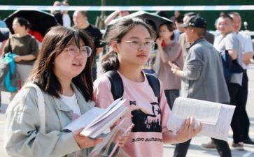护理系中职生自我鉴定8篇