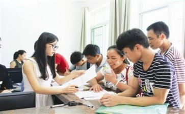 村里助学金申请书5篇