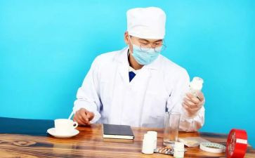 主治医师年度思想工作总结5篇